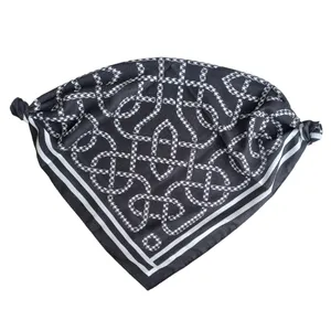 روسری زنانه مدل مینی اسکارف نخی مارپیچی 