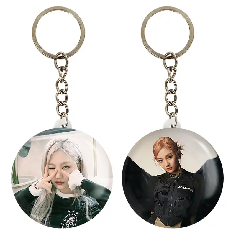 جاکلیدی خندالو مدل نینگ نینگ گروه آسپا Aespa کد 1972219731 مجموعه 2 عددی