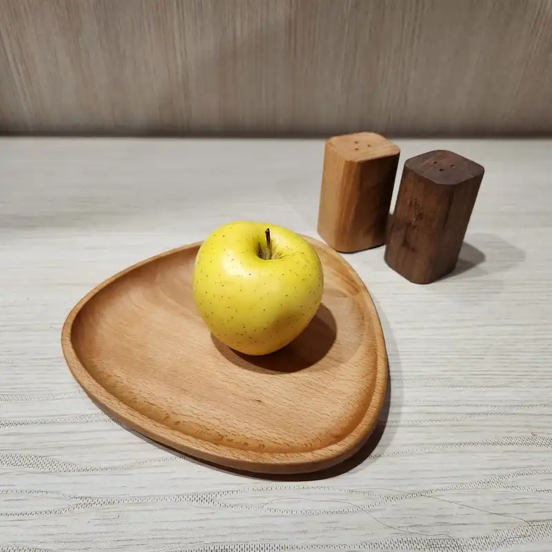 بشقاب چوبی گردوچ مدل مثلث کد LT - 1909