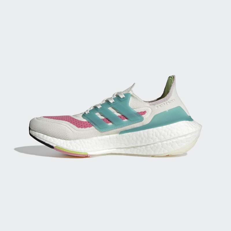کفش مخصوص دویدن زنانه آدیداس مدل ULTRABOOST 21 S23845
