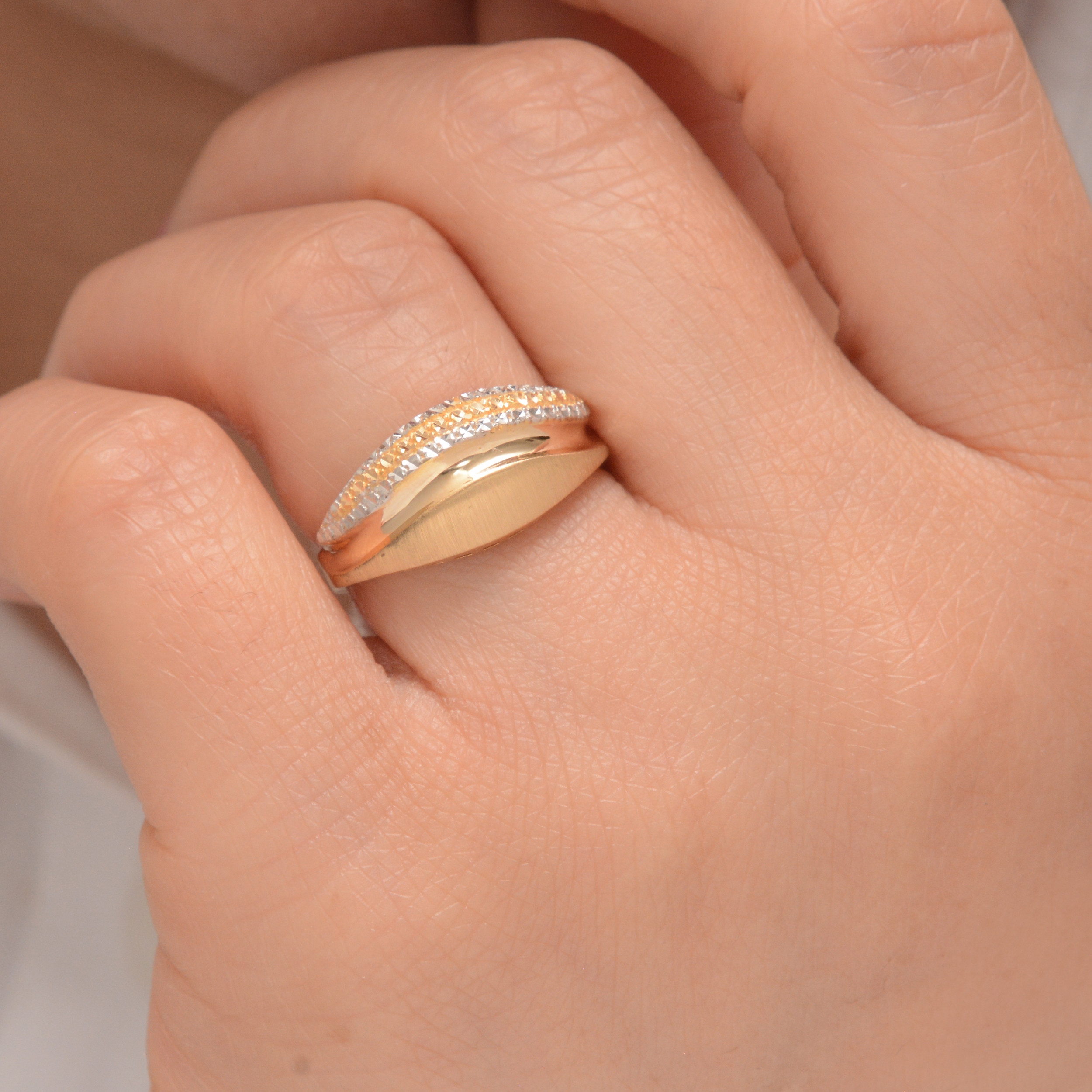 انگشتر طلا 18 عیار زنانه طلای مستجابی مدل آوا تراش کد 67051