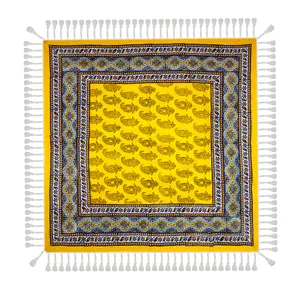 رومیزی قلمکار مدل بته برگی