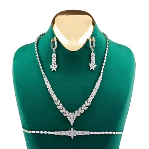 نیم ست نقره زنانه مدل مارسا کد F1089