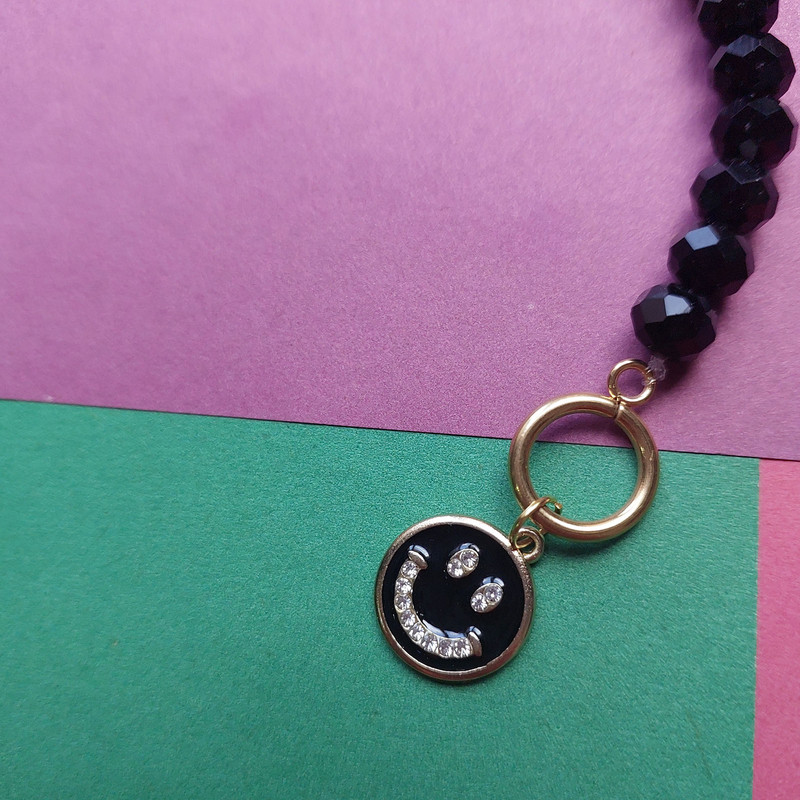 دستبند زنانه مدل آویز طرح صورتک با قفل تی کد HC181