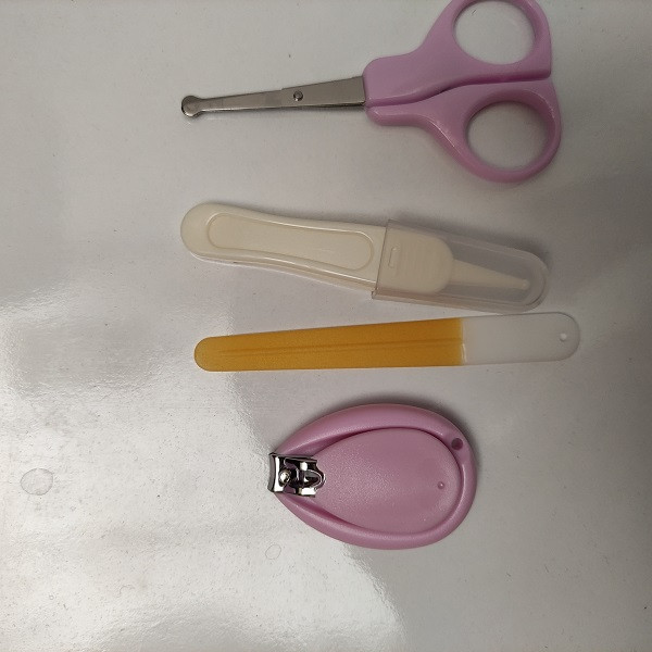 ست ناخن گیر کودک اونت مدل lion ست ناخن گیر کودک اونت مدل lion