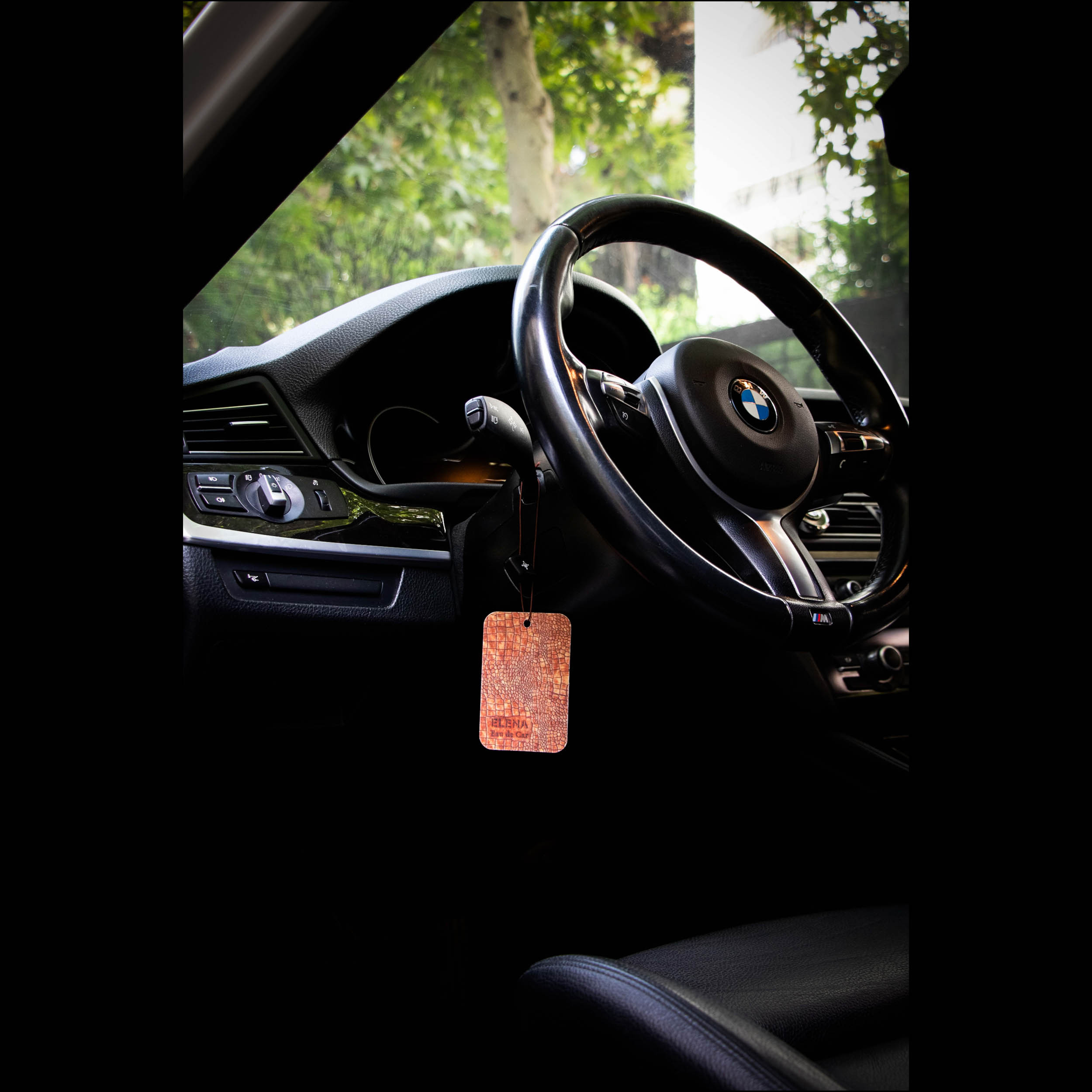 خوشبوکننده خودرو شمع النا مدل زندگی صورتی کد leather