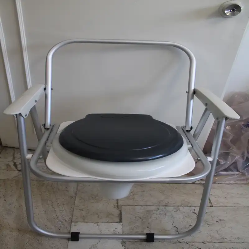 توالت فرنگی تاشو سینکو مدل مبله لوکس آلمینیومی