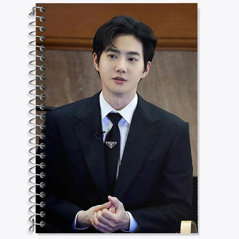 دفتر زبان 50 برگ خندالو مدل دو خط طرح سوهو گروه اکسو EXO کد 16801