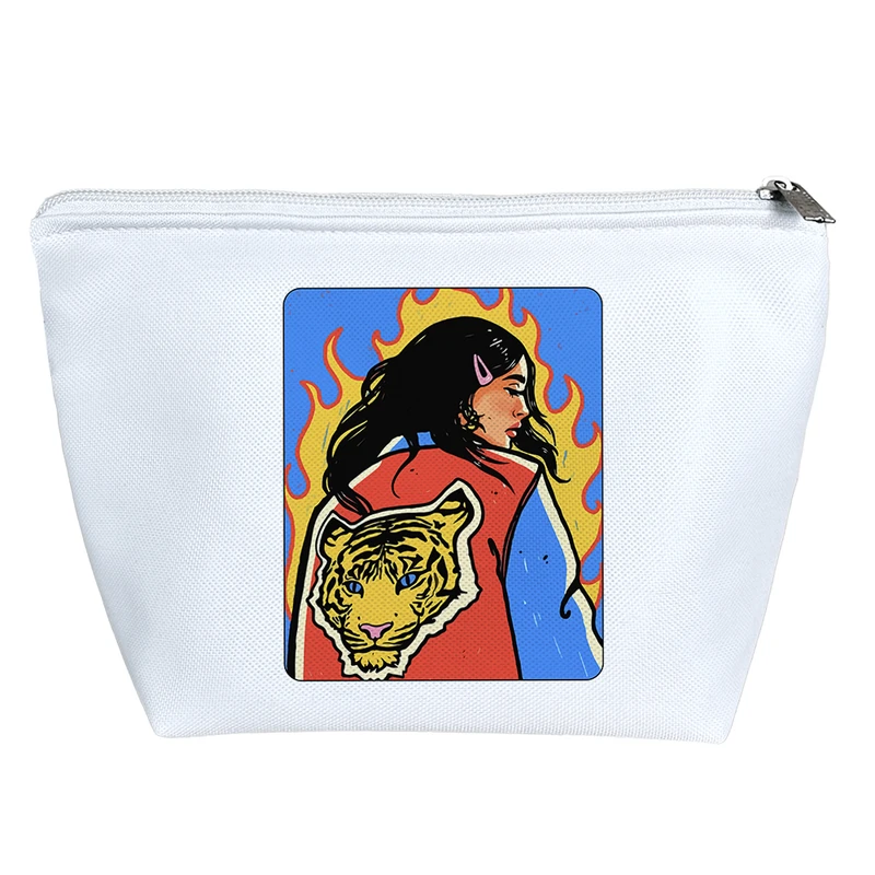 کیف لوازم آرایش دخترانه خندالو مدل دختری در آتش کد 7951