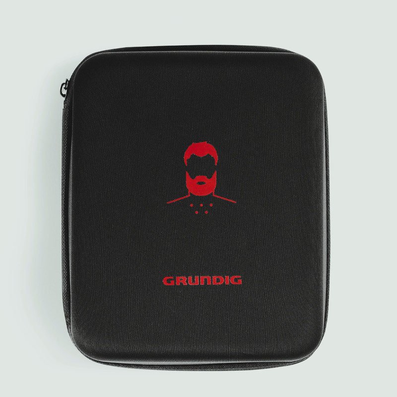 ماشین اصلاح موی صورت و بدن شارژی گروندیگ مدل MGK 9030 PRO Version 2025 با تیغه‌های تیتانیوم و خودتیز شونده، باتری 2000 میلی‌آمپر، سنسور تنظیم خودکار قدرت، قابلیت استفاده خشک و مرطوب، ضدآب و قفل ایمنی