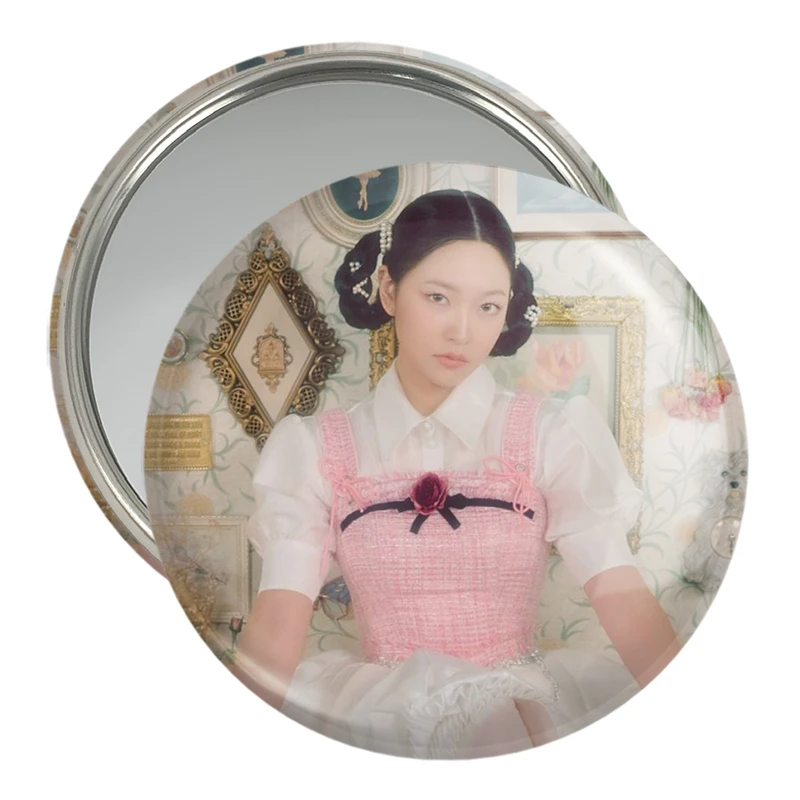 آینه جیبی خندالو مدل یری گروه رد ولوت Red Velvet  کد 19602