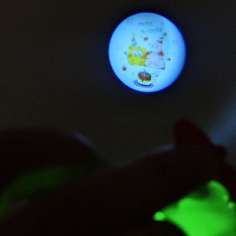 جاکلیدی مدل دوربین عکاسی پروژکتور دار باب اسفنجی