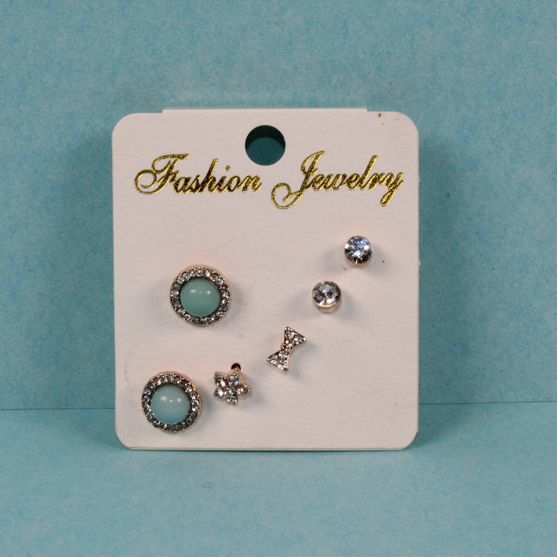 گوشواره زنانه مدل آریا میخی کد 30 مجموعه سه عددی