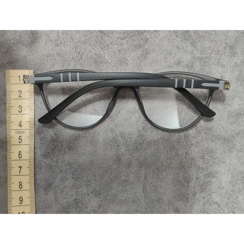 عکس شماره 17 : فریم عینک طبی بچگانه مدل ویفرر کائوچو تیار tr کد 0256