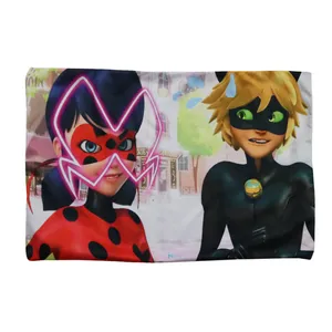 رو بالشی طرح دختر کفشدوزکی مدل 777