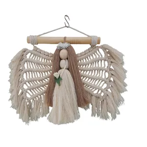 آویز بافتنی مدل مکرومه فرشته بال دار