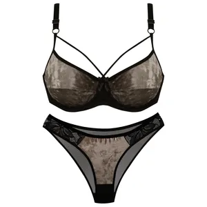 ست شورت و سوتین زنانه کارنا رز مدل مخمل کد 3356 رنگ طوسی