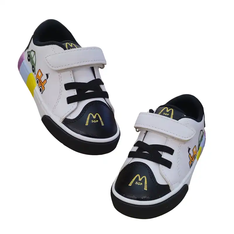 کفش راحتی بچگانه مدل ماشین