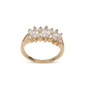 انگشتر زنانه مدل نگین باگت کد 4252 cm