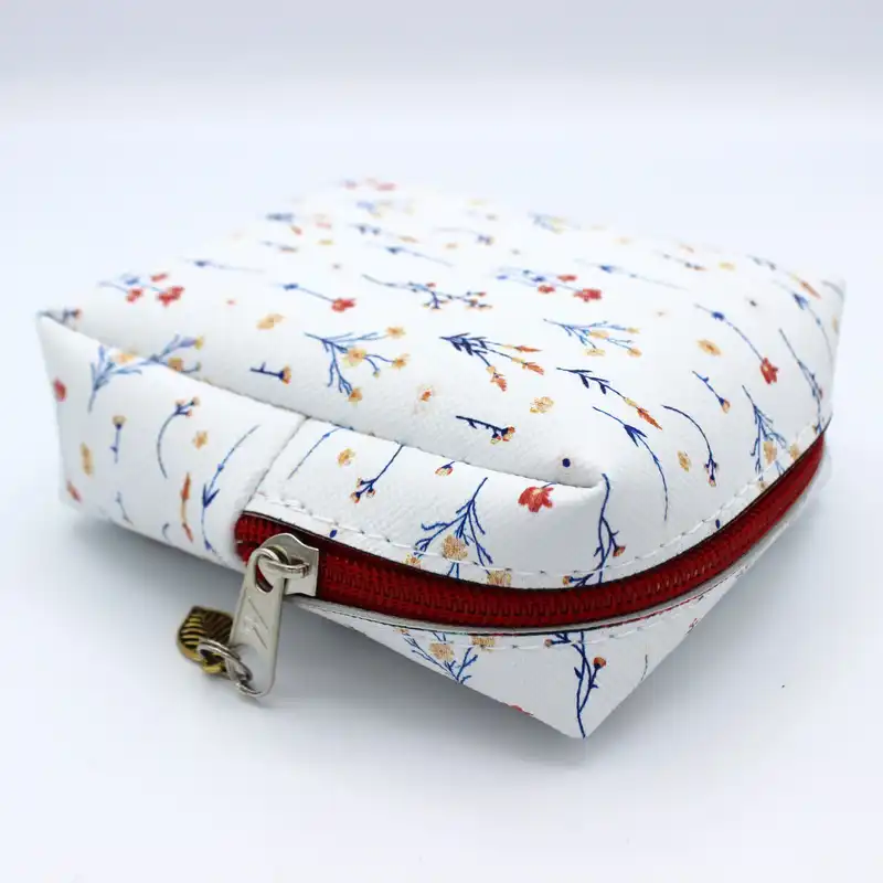 کیف لوازم آرایش زنانه طرح گلریز مدل CB-007