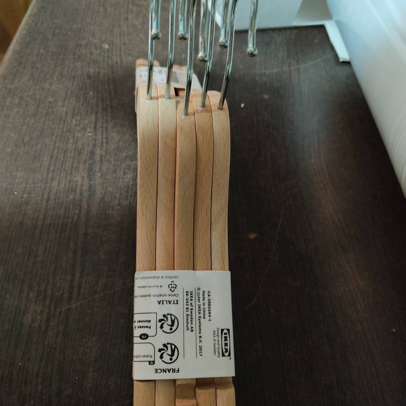چوب لباسی ایکیا مدل HANGA مجموعه 5 عددی چوب لباسی ایکیا مدل HANGA مجموعه 5 عددی