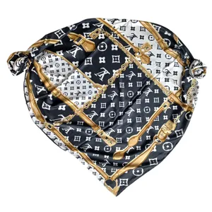 روسری زنانه مدل ساتن ابریشم راه راه کد 72