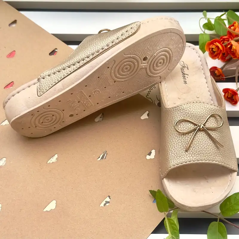 دمپایی زنانه نیکتا مدل کیمیا