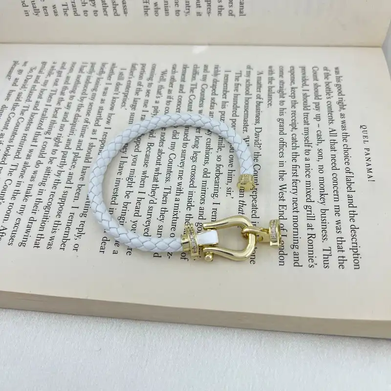 دستبند زنانه مدل B4509