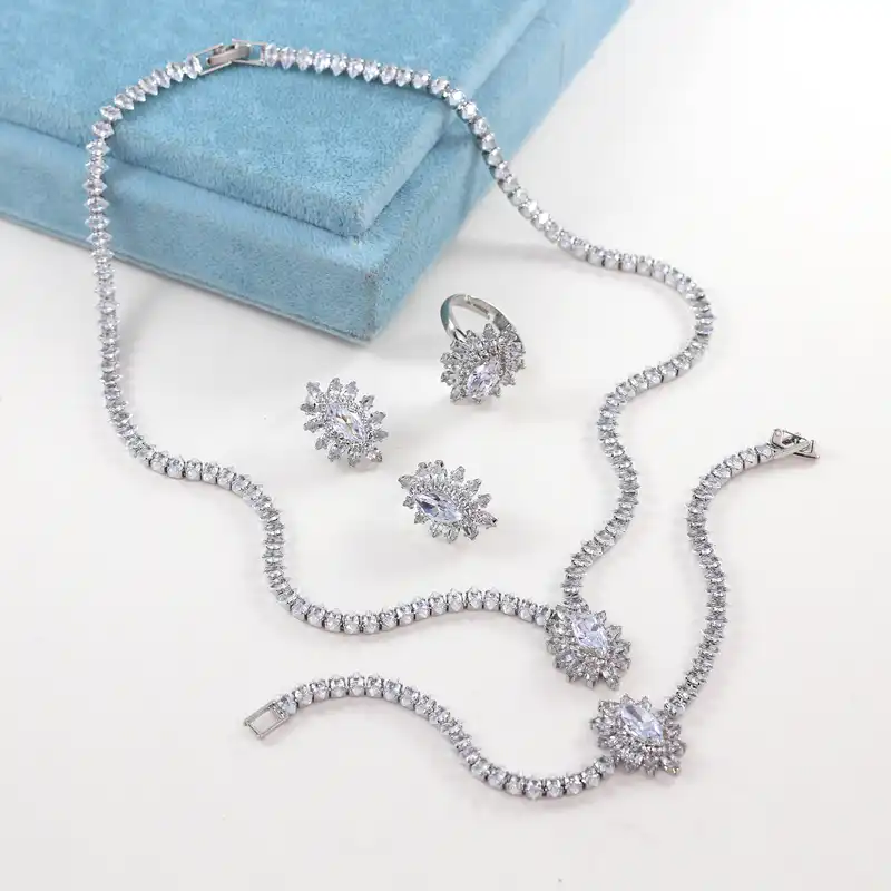 ست زنانه مدل عروس کد AA225