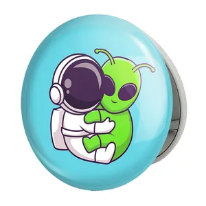 آینه جیبی خندالو طرح فضانورد مدل تاشو کد 25092 