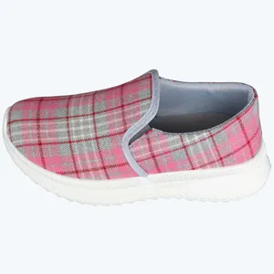 کفش روزمره زنانه نسیم مدل  زبرا پاور کد NSM302berberi