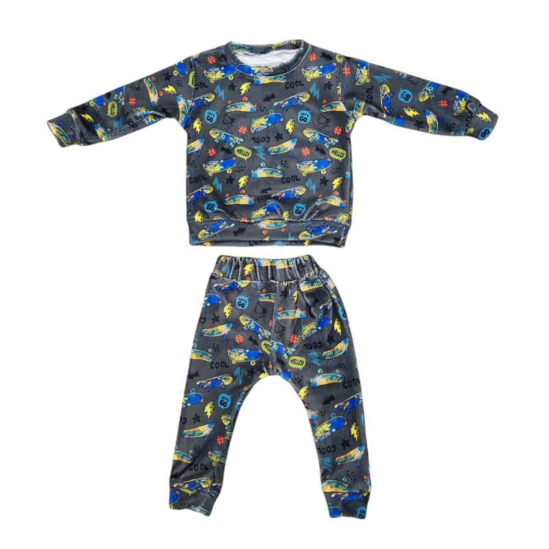 ست سویشرت و شلوار پسرانه مدل اسپرت کد 006