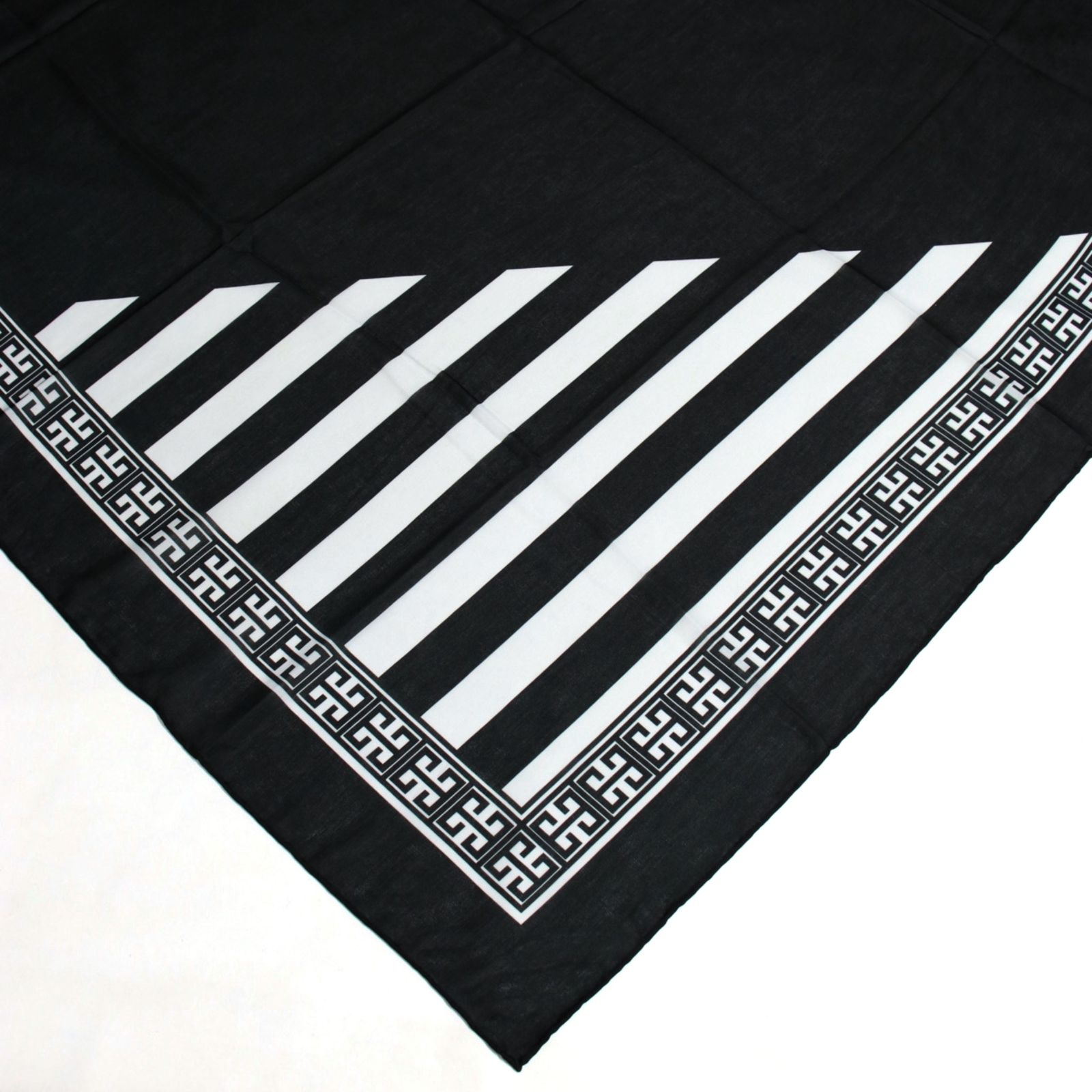 روسری زنانه مدل نخی حاشیه دار دست دوز کد 6080 - - 9