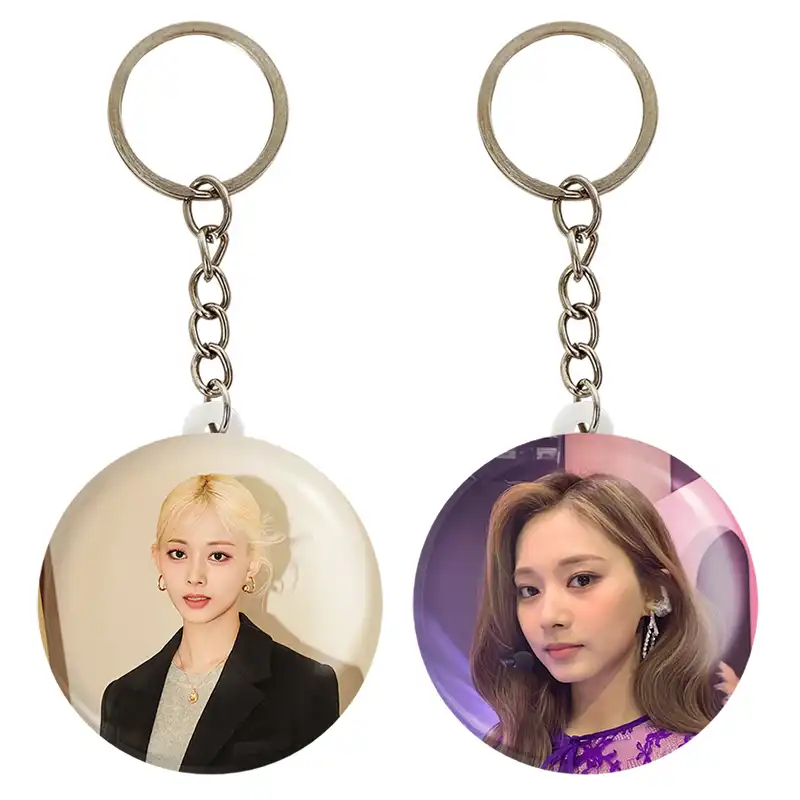 جاکلیدی خندالو مدل جویی گروه توایس TWICE کد 1986719875 مجموعه 2 عددی