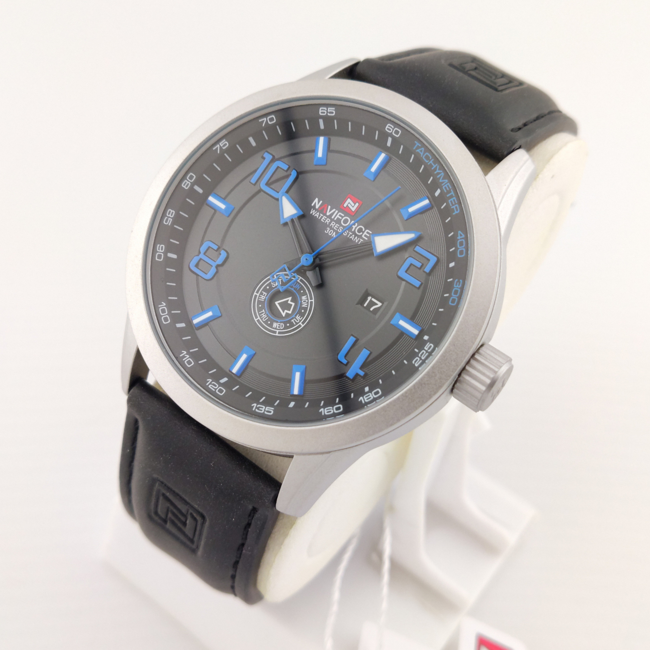 ساعت مچی عقربه‌ای مردانه نیوی فورس مدل اسپرت دو تقویم