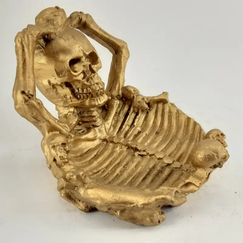 زیرسیگاری مدل اسکلت کد 880