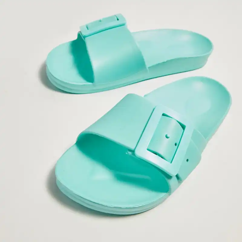 دمپایی زنانه ال سی وایکیکی مدل آناتومیک استپ دار