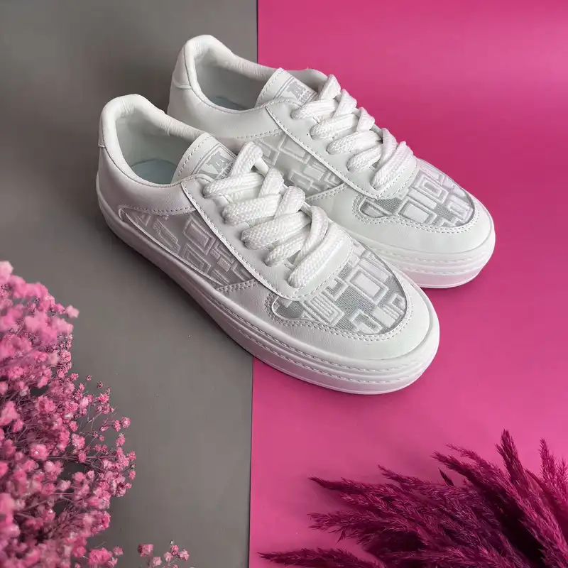 کفش روزمره زنانه مدل گیپور