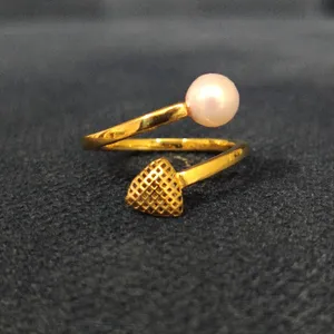 انگشتر طلا 18 عیار زنانه قیراط طرح مثلث کد GH215