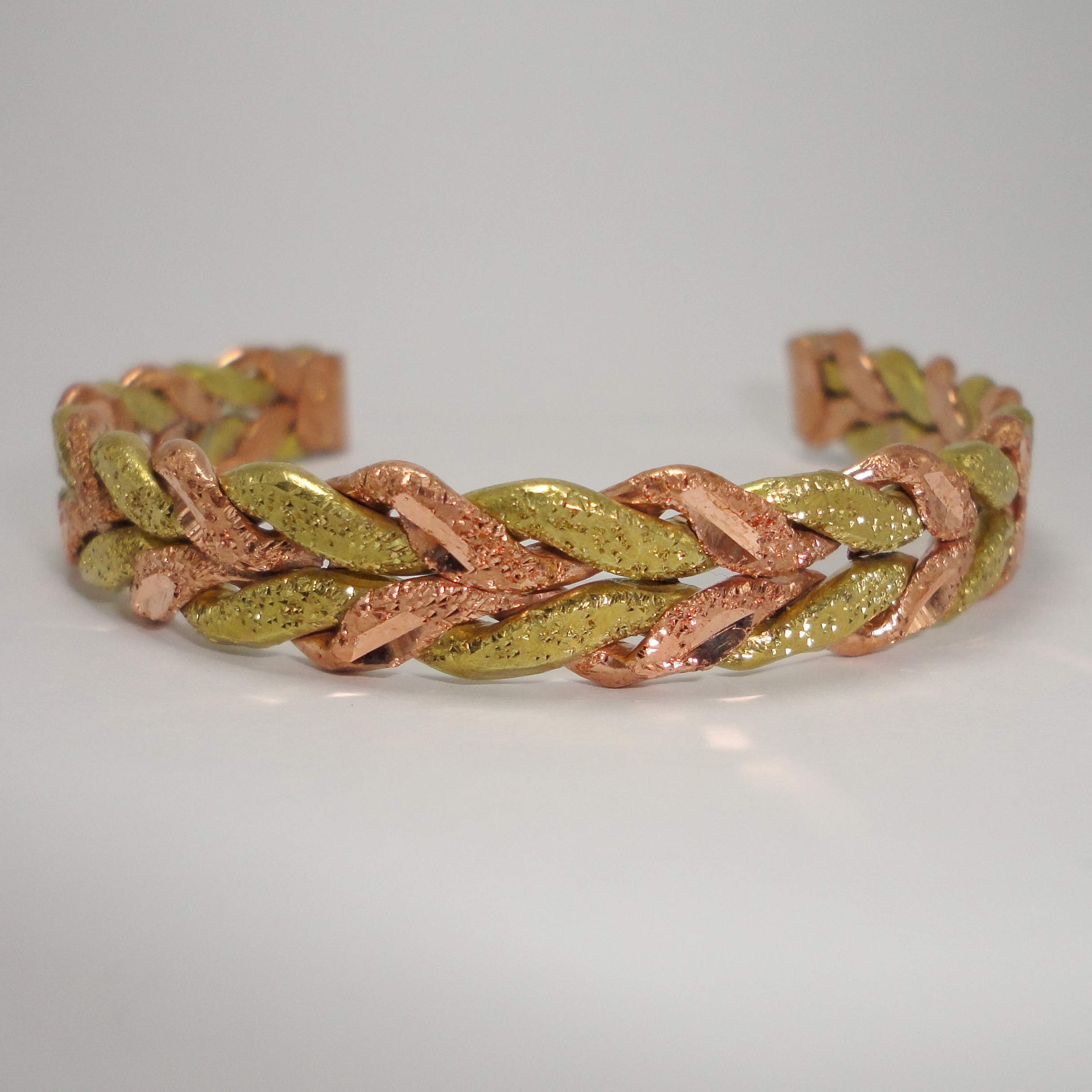 دستبند دست‌ساز زنانه مدل گندمی دو رو