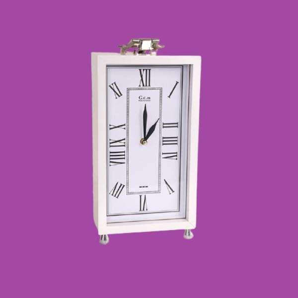 ساعت رومیزی مدل 35×20 سفید رنگ