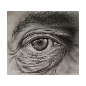 نقاشی سیاه قلم طرح چشم پیرمرد