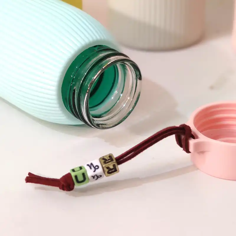 قمقمه طرح خطی کد 001 ظرفیت 0.5 لیتر