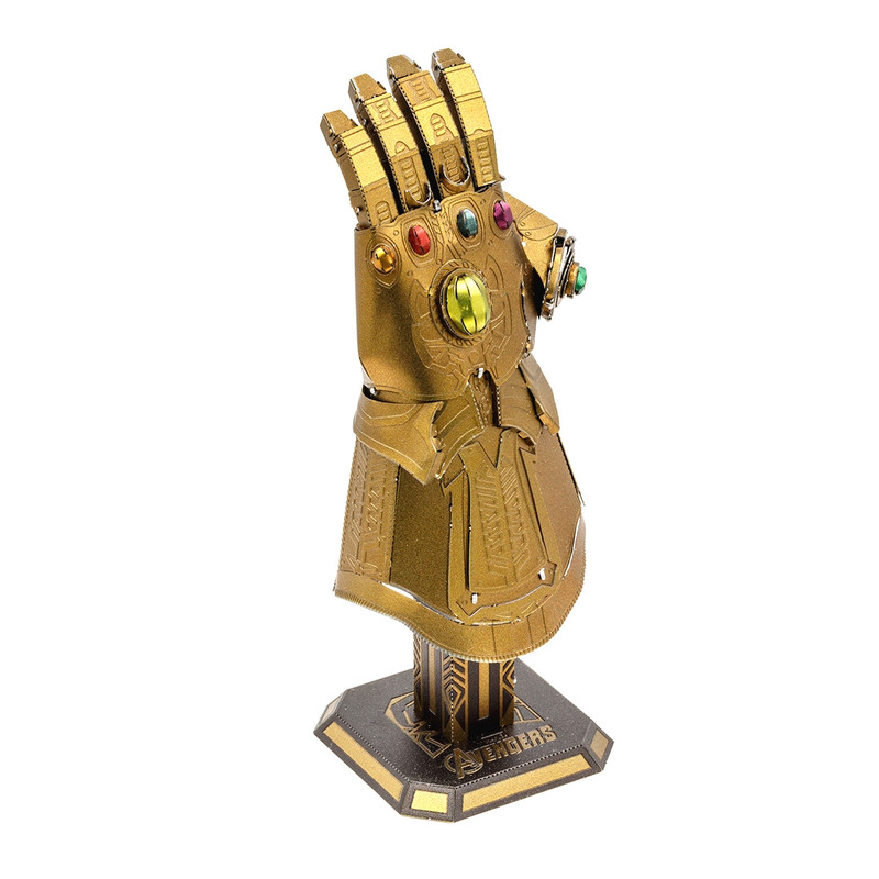 ساختنی مدل Infinity Gauntlet