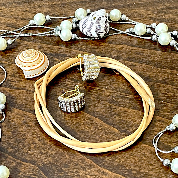 گوشواره دخترانه کلاریس مدل JW12 گوشواره دخترانه کلاریس مدل JW12