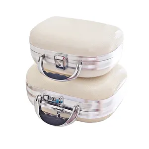  کیف لوازم آرایش زنانه مدل N2 مجموعه دو عددی