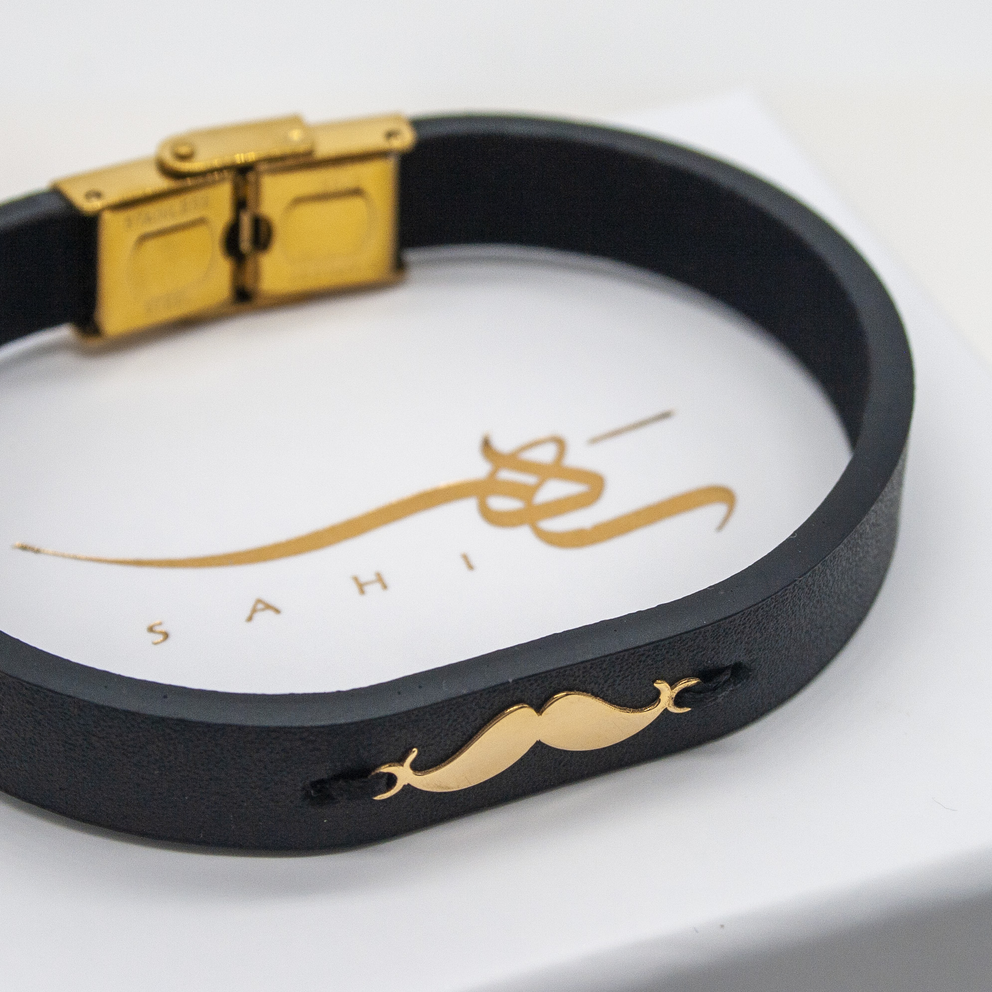 دستبند طلا 18 عیار مردانه سهی طرح سبیل کد SB78