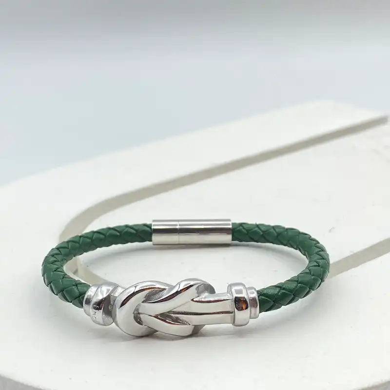 دستبند زنانه چرمی مدل نیو فرد