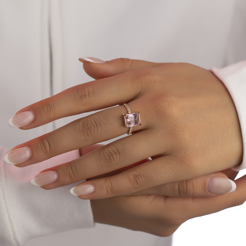 انگشتر طلا 18 عیار زنانه پرسته مدل رئا کد WR424 سایز 56 انگشتر طلا 18 عیار زنانه پرسته مدل رئا کد WR424 سایز 56