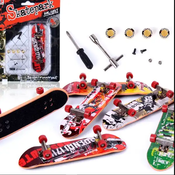 اسکیت بورد انگشتی اسکیت پارک مدل حرفه ای